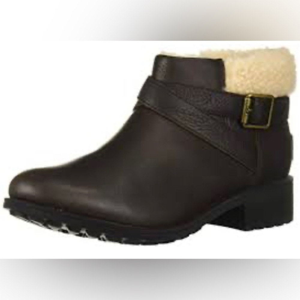 UGG Benson boot oiled leather shearling‎ lined waterproof size 9.5